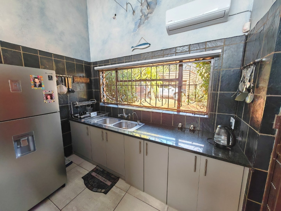 6 Bedroom Property for Sale in Dan Pienaar Free State